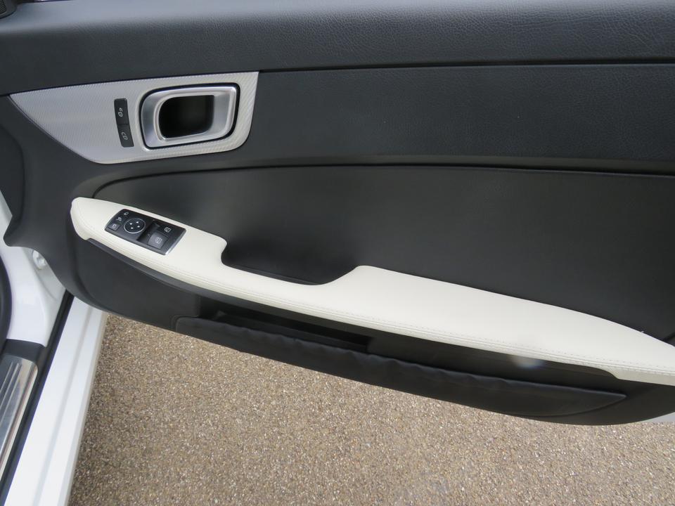 Used Mercedes-Benz SLC AJ68VGT 18