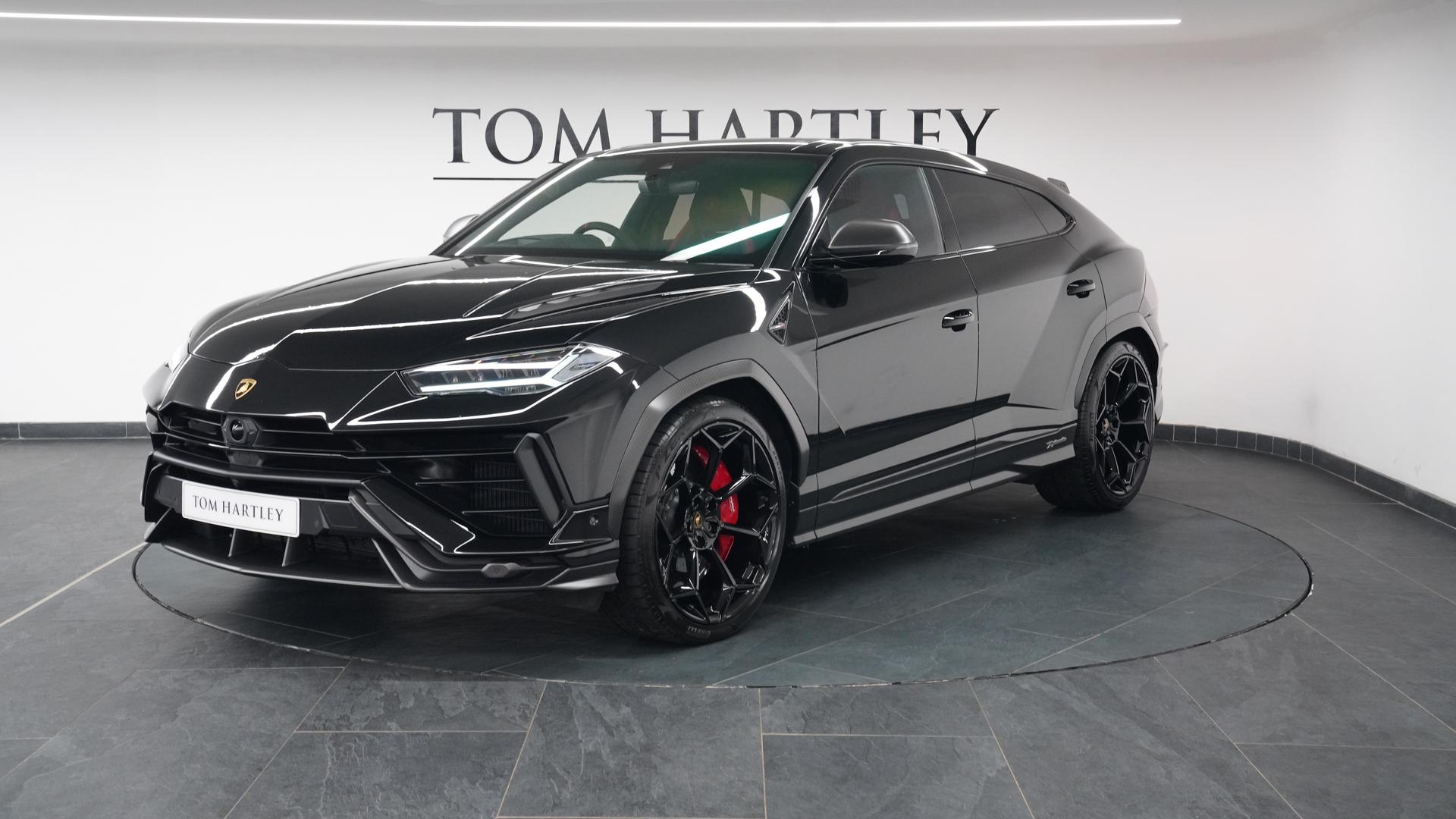 LAMBORGHINI Urus Photo fc972e83-6fb2-432e-a18c-d5b3ee36ca02.jpg