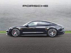 PORSCHE Taycan Photo 3
