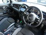 MINI Hatch Photo 11