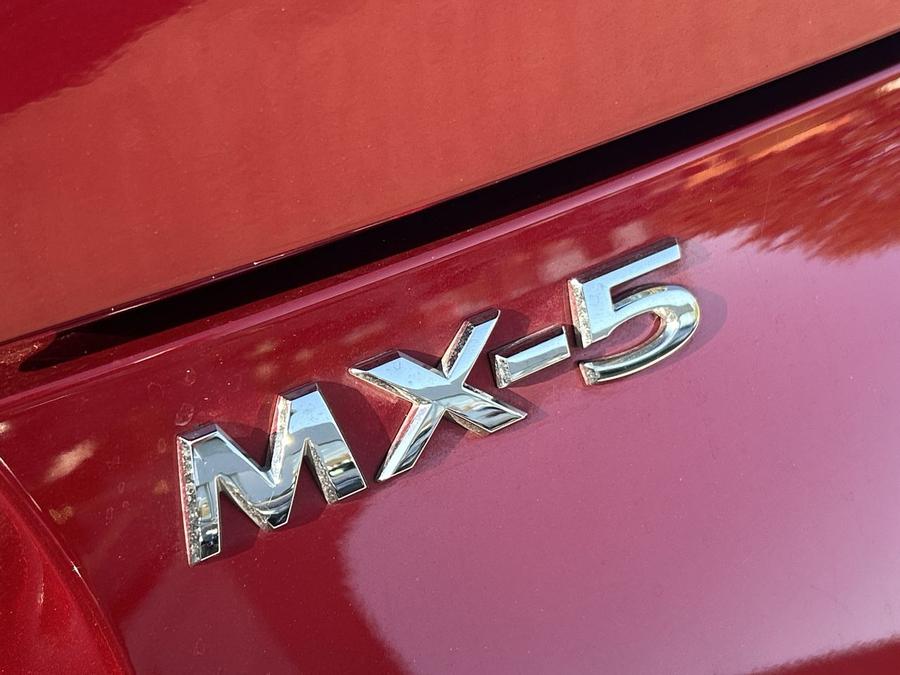 Mazda MX-5 Photo fcb3b56a-5a1e-4795-8057-6af7a9751ce4.jpg