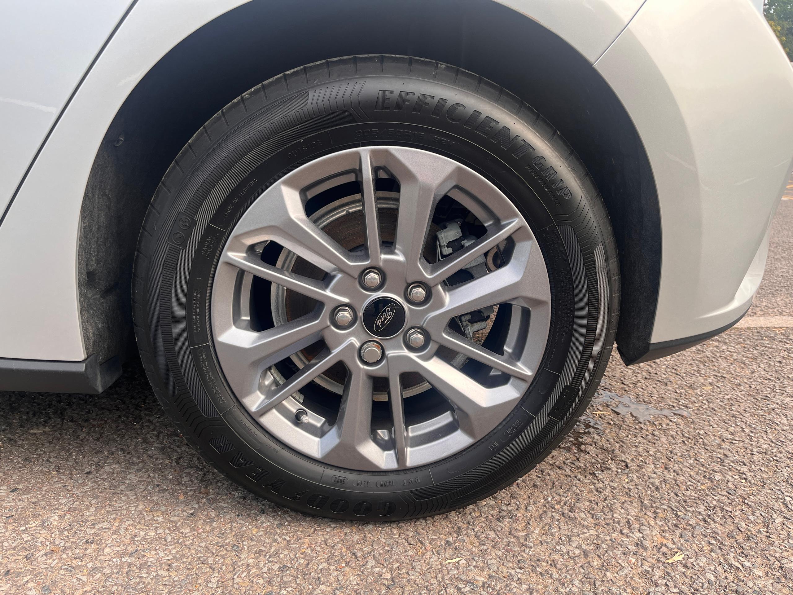 Used Ford FOCUS EY74FYS 19