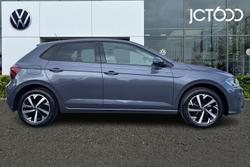 VOLKSWAGEN Polo Photo 4