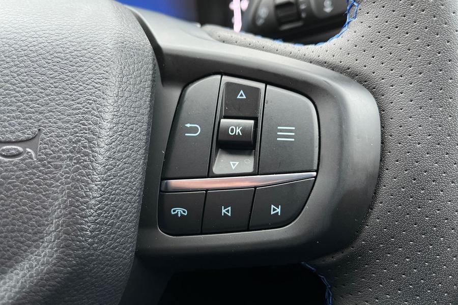 Ford RANGER Photo fce6d9d5-668b-4984-9f92-a6fd238c7a80.jpg