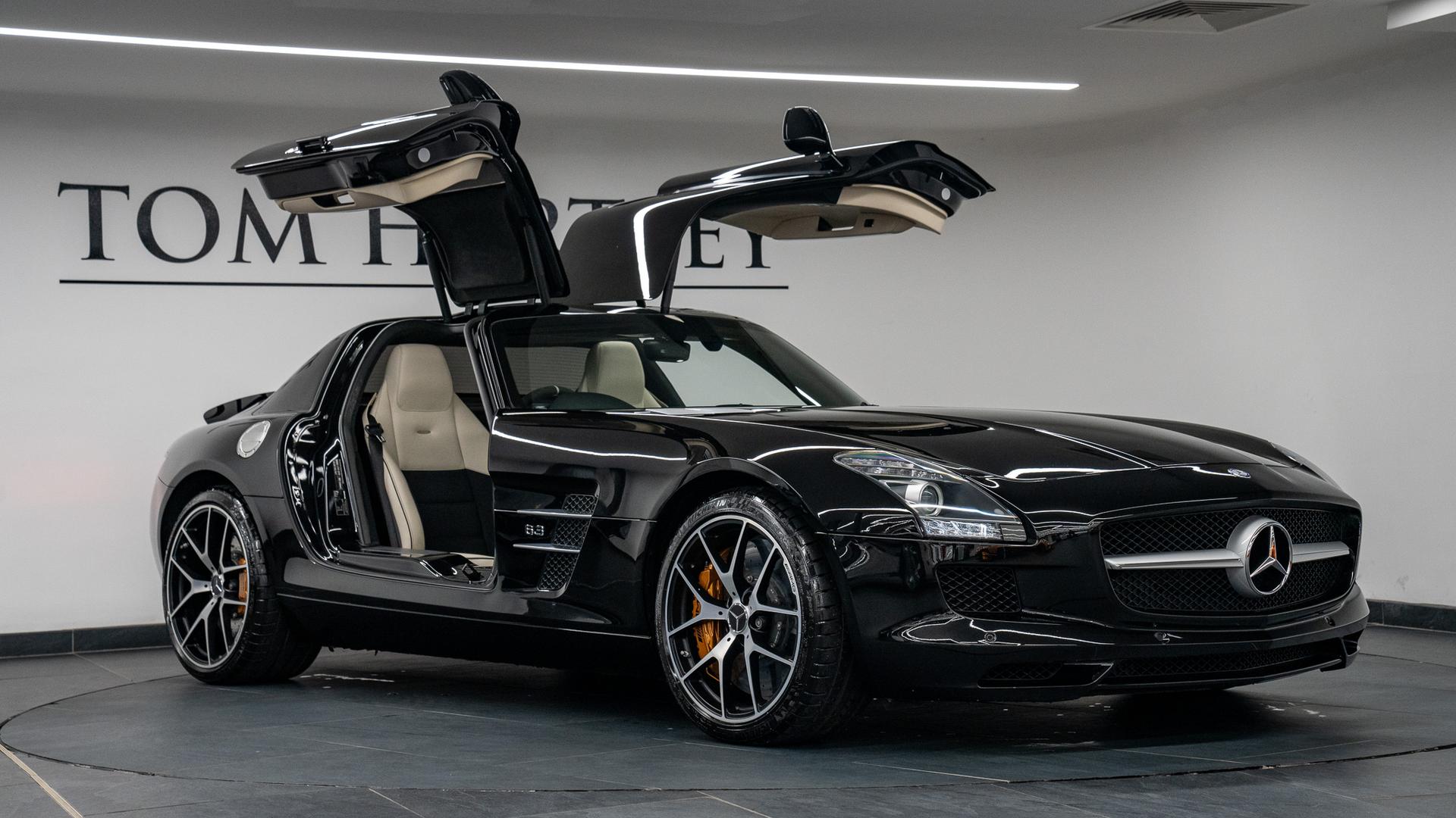 Mercedes-Benz SLS Photo fce70df3-1161-4684-a749-58cccdb7bfc7.jpg