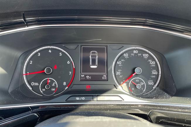 VOLKSWAGEN T-Cross Photo 12