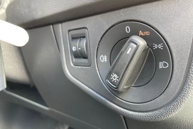 VOLKSWAGEN Polo Photo 30