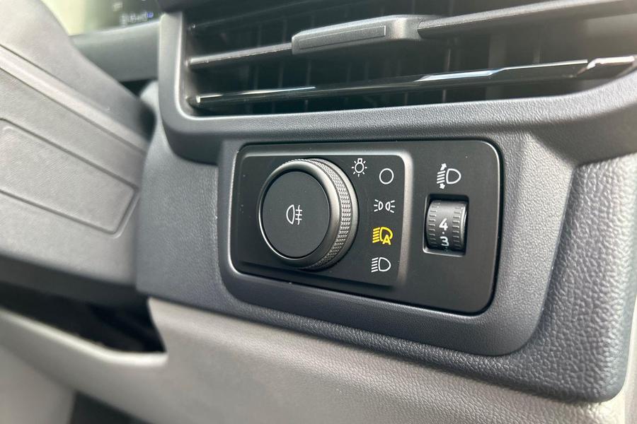 Ford TRANSIT CUSTOM Photo fd0d6cd5-6640-4fcc-b117-379dc789f0d8.jpg