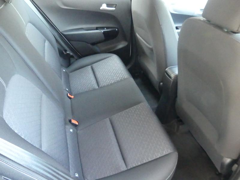 Kia Picanto Photo fd0e4d55-9d09-47c2-bfea-cb6c6ae696e3.jpg
