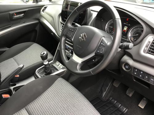 Suzuki S-Cross Photo fd115828-4468-4d49-898a-cce130101953.jpg