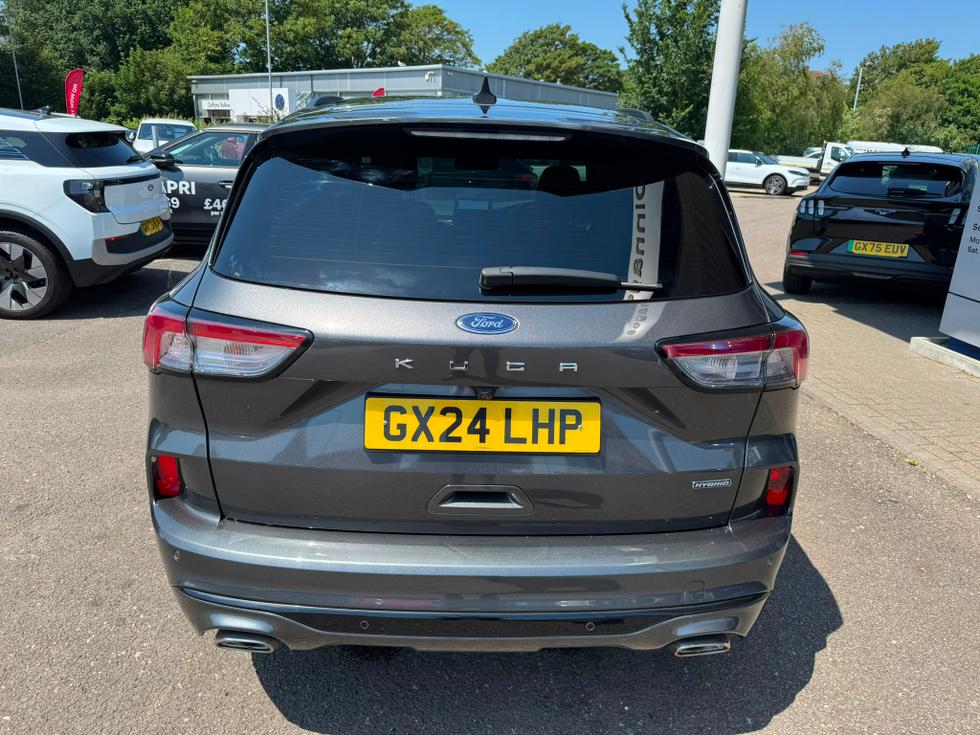 Ford Kuga Photo fd15d9a4-d555-4886-bd35-dbe88b37e5ce.jpeg