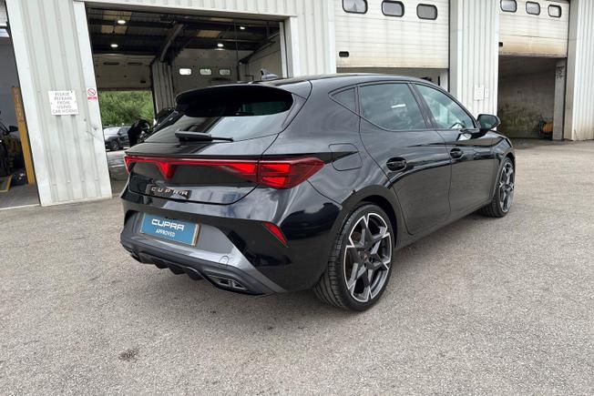 CUPRA Leon Photo 22