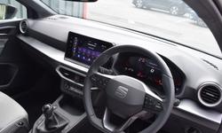 SEAT IBIZA Photo 2