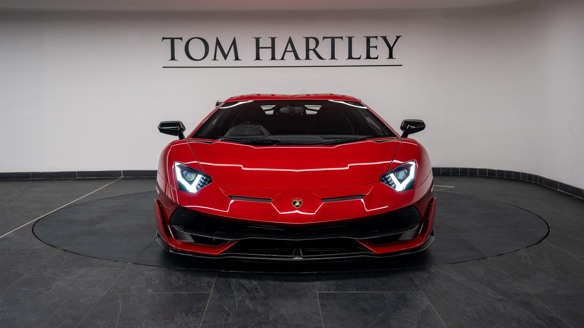 LAMBORGHINI Aventador Photo fd38b93a-2c4e-48f2-9820-8413dbd66f40.jpg