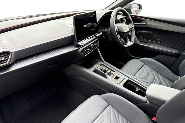 CUPRA Leon Photo 2