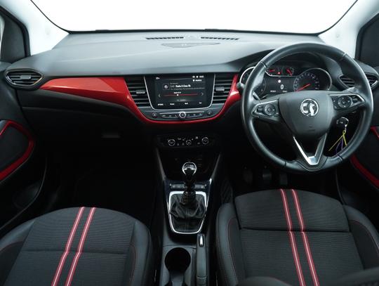 Vauxhall Crossland Photo fd4f361b-a7c8-412c-9ef2-81275dfef25a.jpg