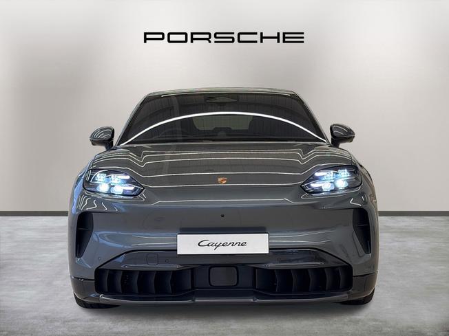 Porsche Cayenne Photo 2