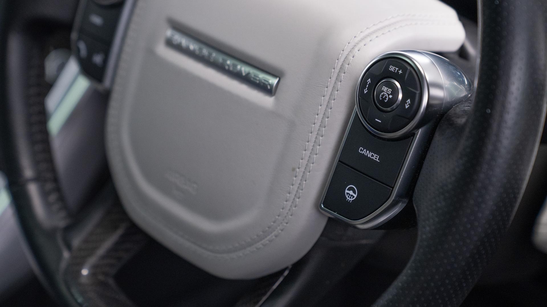 Land Rover Range Rover Sport Photo fd67e63d-b16f-49f1-83ff-0c60c68e1375.jpg