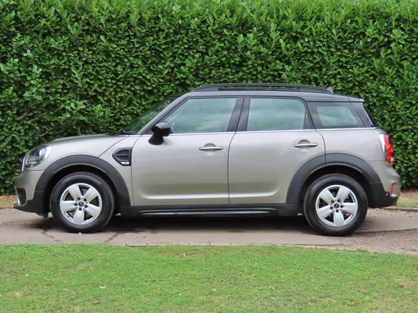 Used MINI Countryman MV68BPF 5