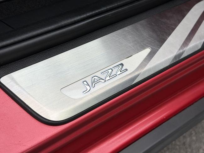 Honda Jazz Photo fd96e7de-0827-4fe6-a31a-db0777f463ab.jpg