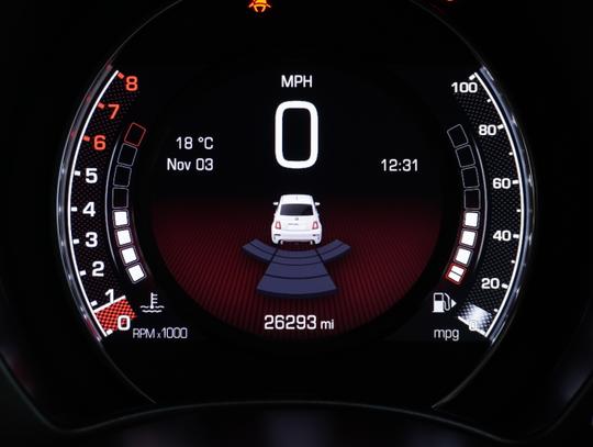 Abarth 595 Photo fd9b2349-0002-42df-83ee-059cb0cf962b.jpg