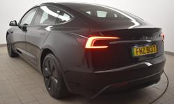 Tesla MODEL 3 Photo 23