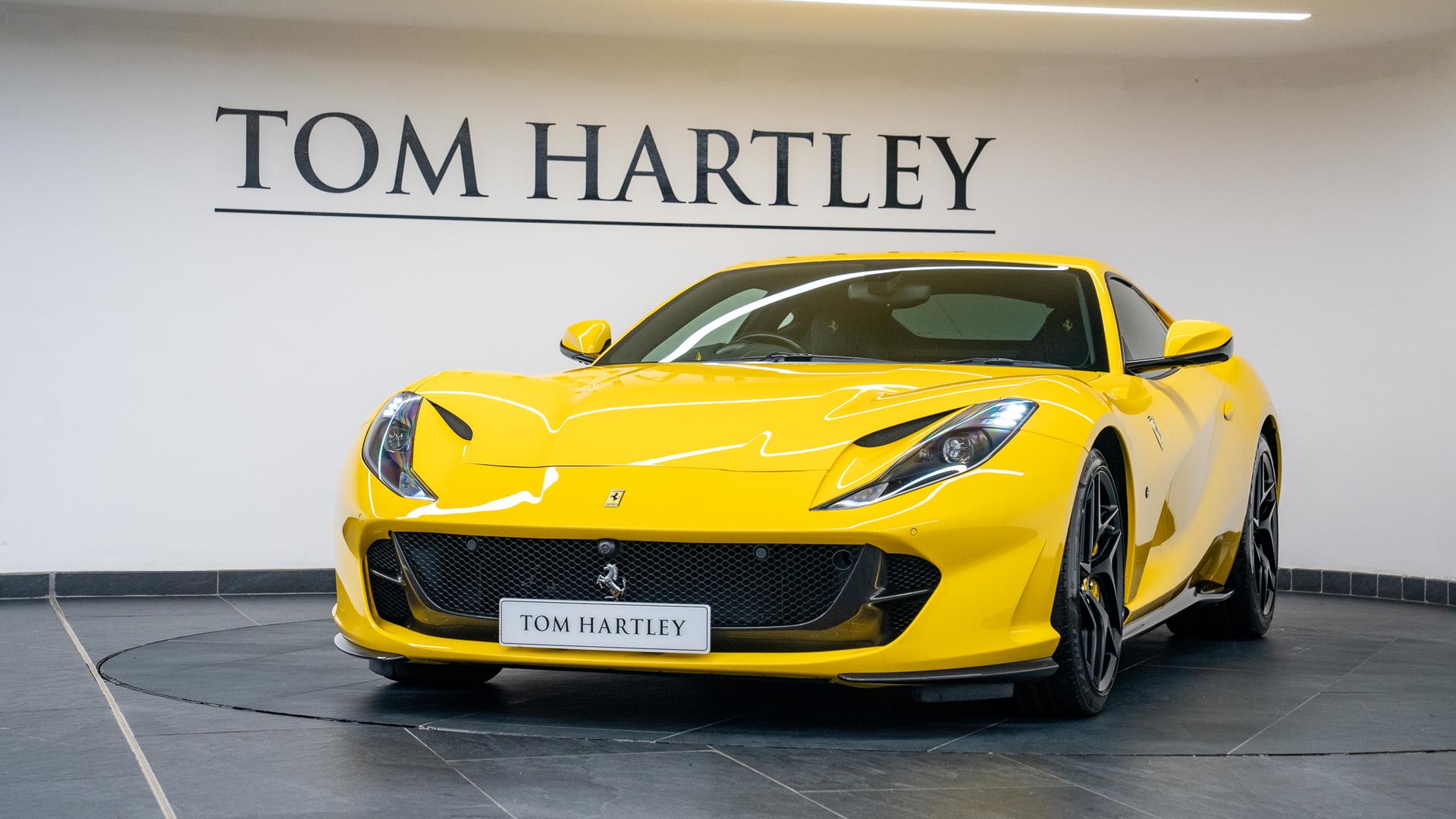 Ferrari 812 Photo fdb3e7cb-0209-4fbc-9e6c-d6624ddea264.jpg