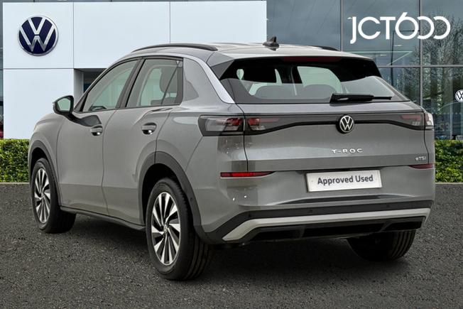 VOLKSWAGEN T-Roc Photo 3