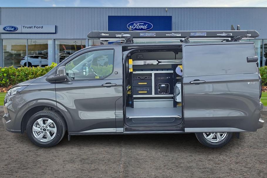 Used Ford TRANSIT CUSTOM WO26RZZ 5