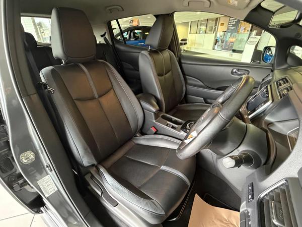 Used Nissan Leaf LM72EOT 21