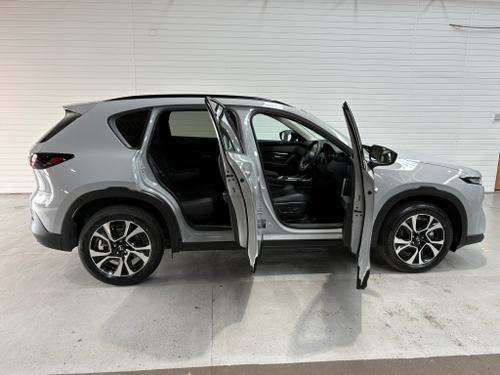 Mazda CX-5 Photo fe01cd0a-9472-4601-93f6-cf1b81b427b6.JPEG
