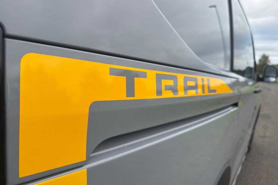 Used Ford TRANSIT CUSTOM CUSTOMTRAIL01 9