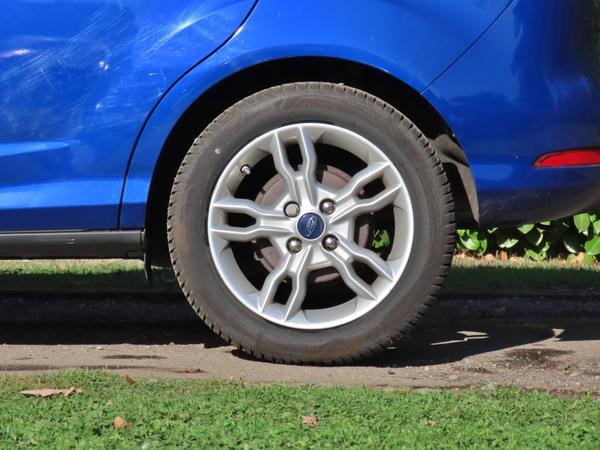 Used Ford B-Max EO65AGU 8