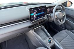 VOLKSWAGEN T-Roc Photo 3