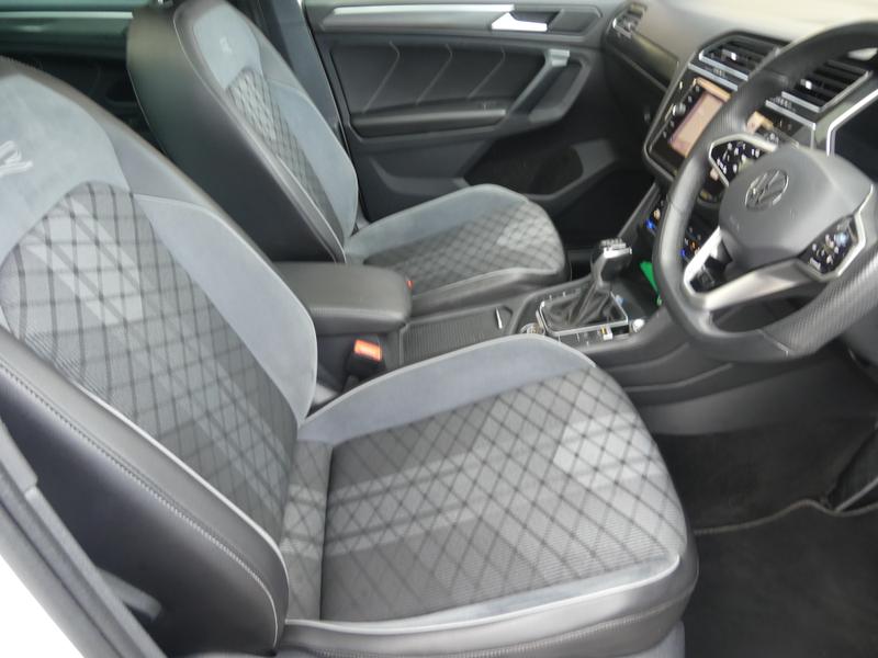 Volkswagen Tiguan Photo fe2e1f81-633a-4448-8e08-c5304a06ea6b.jpg