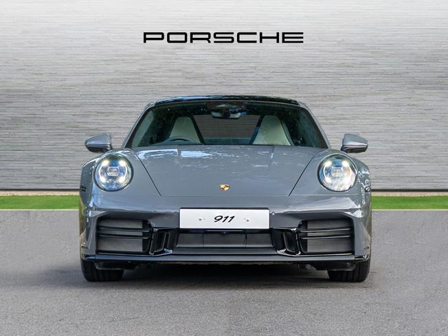 PORSCHE 911 Photo 6