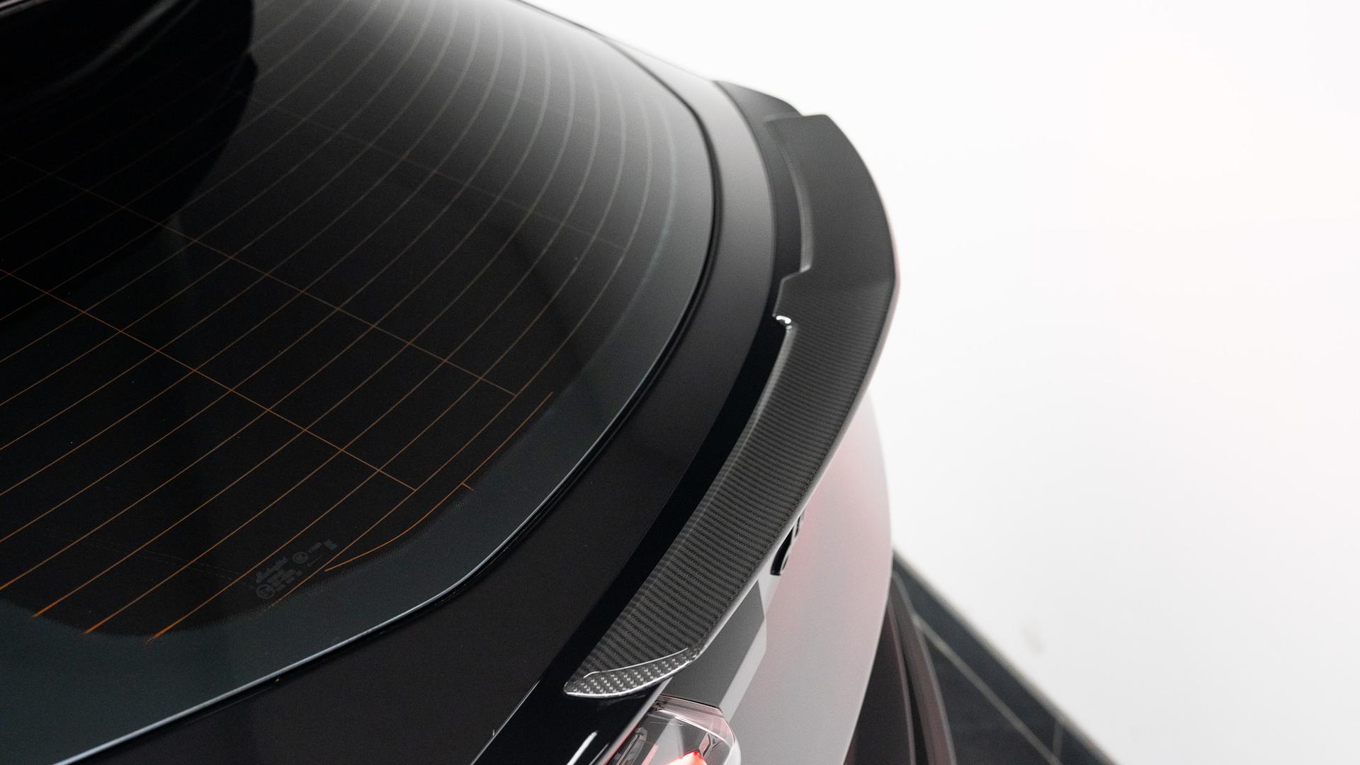 LAMBORGHINI Urus Photo fe3580a9-e1b8-4ccf-a8e3-a15a6afa7ee1.jpg