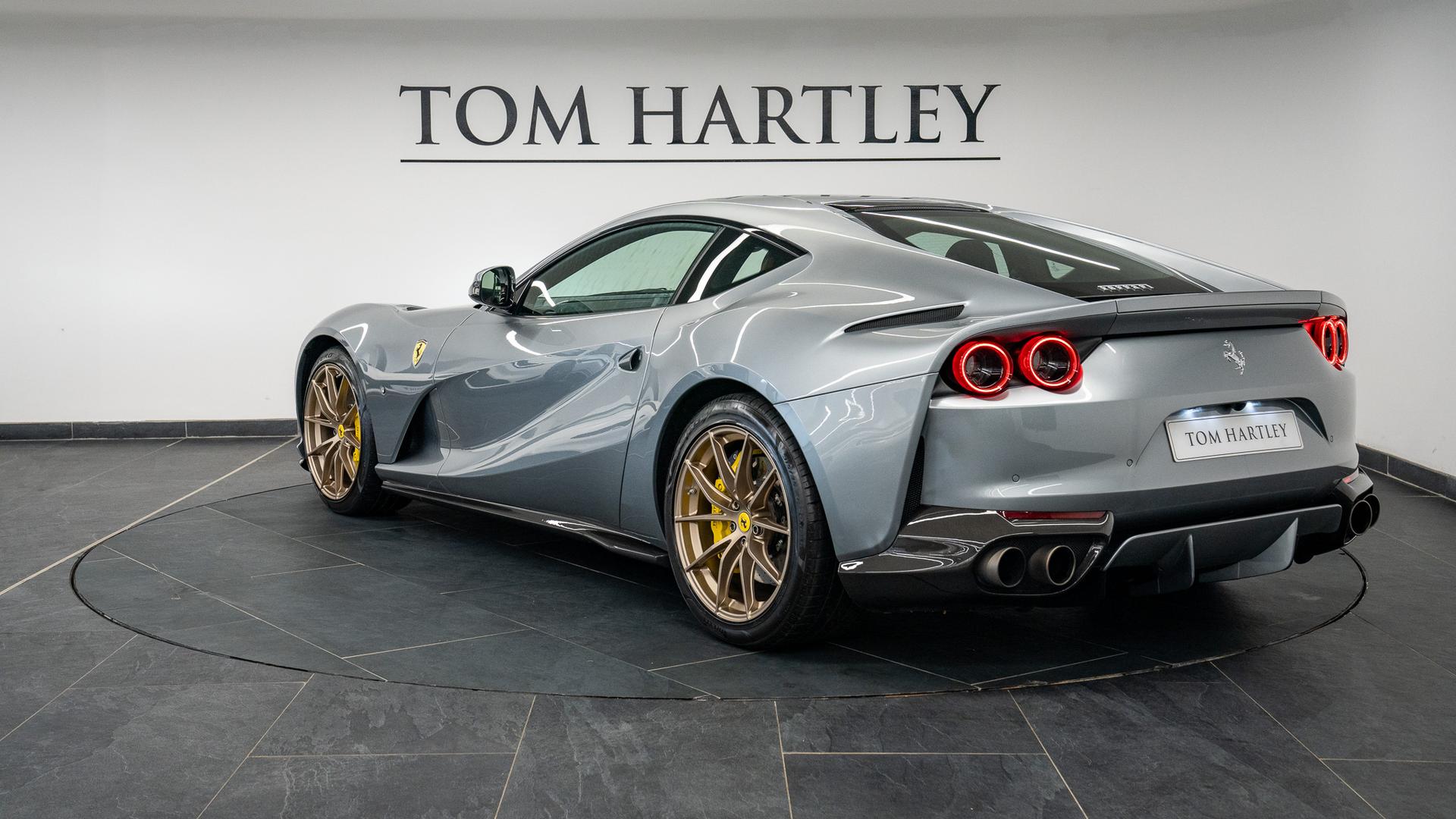 Ferrari 812 Photo fe358ba8-e332-4d0a-9737-03497d8ad138.jpg