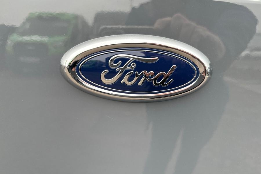 Ford TRANSIT CONNECT Photo fe4c2478-b147-4b7b-aed2-1f2b5e68bac2.jpg