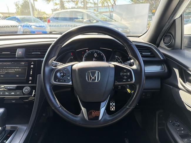 Honda Civic Photo fe50a4c8-a2dc-4a33-86f1-012a528fc8dd.jpg