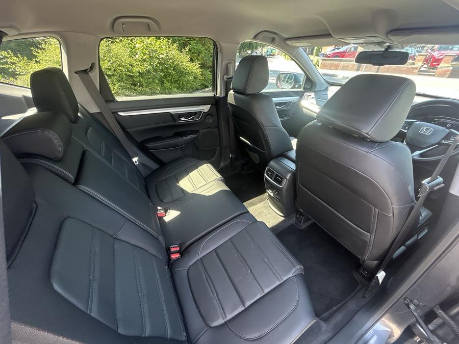 Honda CR-V Photo fe69877d-087d-475a-a81c-69d39280597b.jpg
