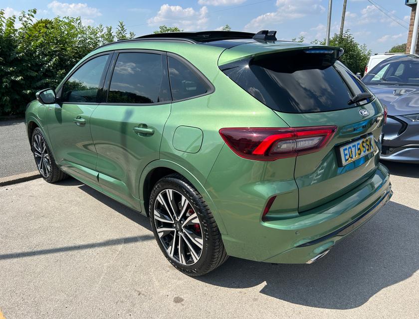Ford Kuga Photo fe85a788-6b5f-40cc-89d3-1d439eaebd50.jpg