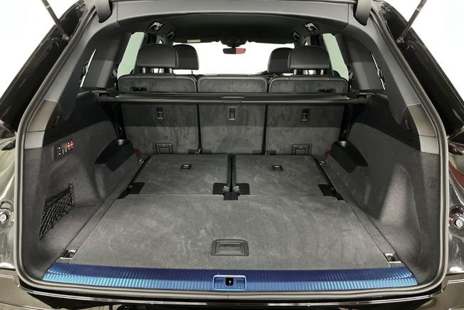 AUDI Q7 Photo 13