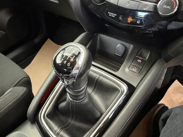 Used Nissan Qashqai BL68KYX 18