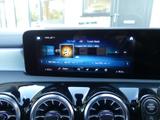 Mercedes-Benz CLA Photo 12