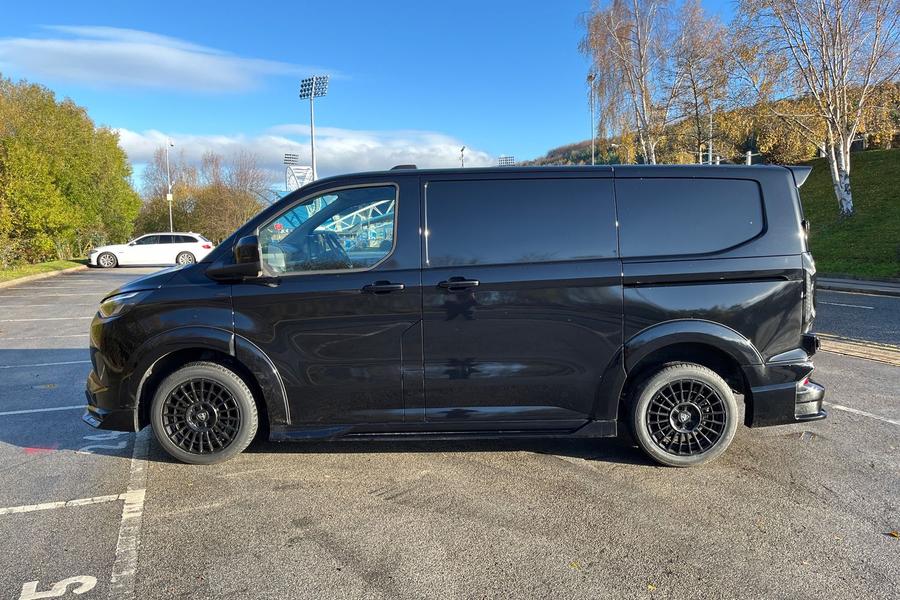 Ford TRANSIT CUSTOM Photo febe4851-5526-47cf-a4c5-4494d4843ef5.jpg