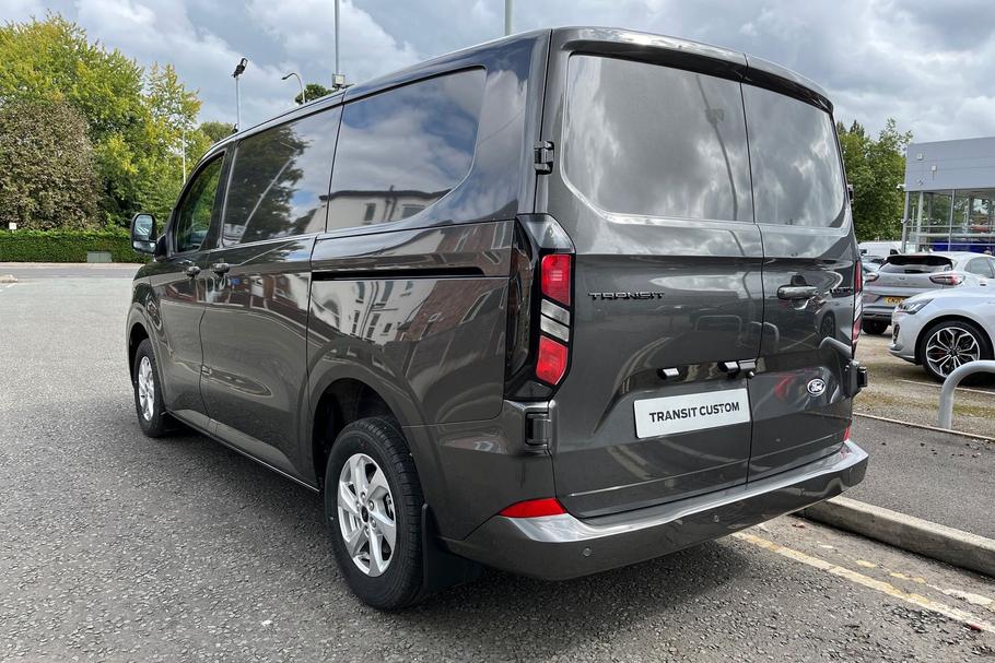 Used Ford TRANSIT CUSTOM NEWCUSTOM4 22
