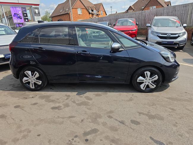 Honda Jazz Photo fee4df09-550e-4999-b9e1-68a0fd2e734b.jpg