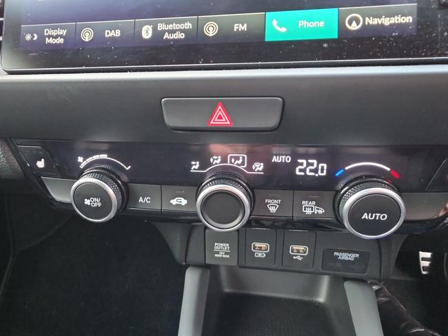 Honda Jazz Photo fee8965a-976a-428d-bb9b-22dad39cb411.jpg