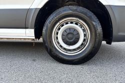 VOLKSWAGEN Crafter Photo 5